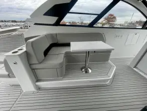 Thumbnail von Cruisers Yachts 50 GLS OB