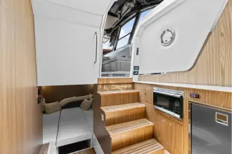 Thumbnail von Cruisers Yachts 50 GLS OB