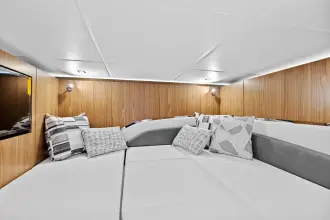 Thumbnail von Cruisers Yachts 50 GLS OB