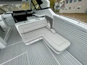 Thumbnail von Cruisers Yachts 50 GLS OB