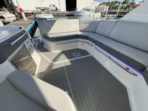 Thumbnail von Sea Ray 320 Sundancer Außenborder