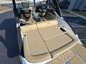 Thumbnail von Sea Ray SLX 260
