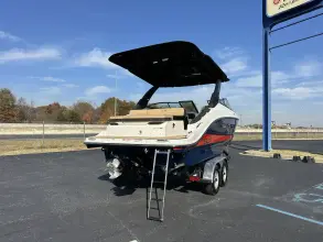 Thumbnail von Sea Ray SLX 260