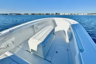 Thumbnail von Yellowfin 36 Offshore KNOTTY GIRL