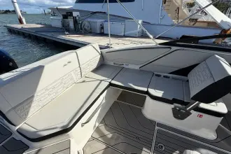 Thumbnail von Sea Ray SPX 210 buitenboordmotor