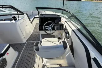 Thumbnail von Sea Ray SPX 210 buitenboordmotor