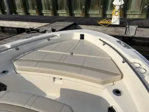 Thumbnail von Boston Whaler 220 Dauntless