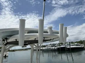 Thumbnail von Boston Whaler 220 Dauntless