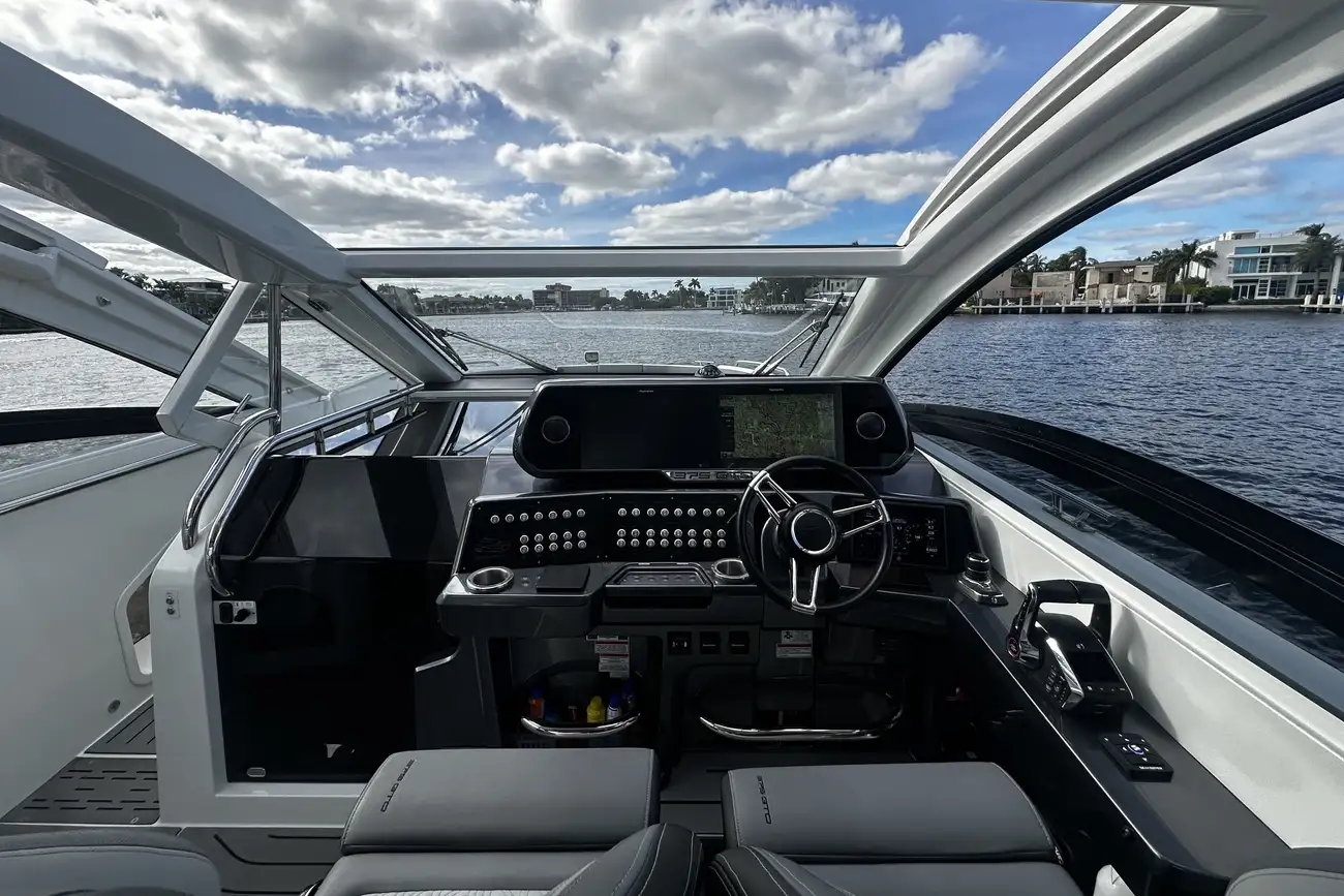 Thumbnail von Galeon 375 GTO