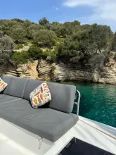Thumbnail von Fountaine Pajot Elba 45 Four Roses