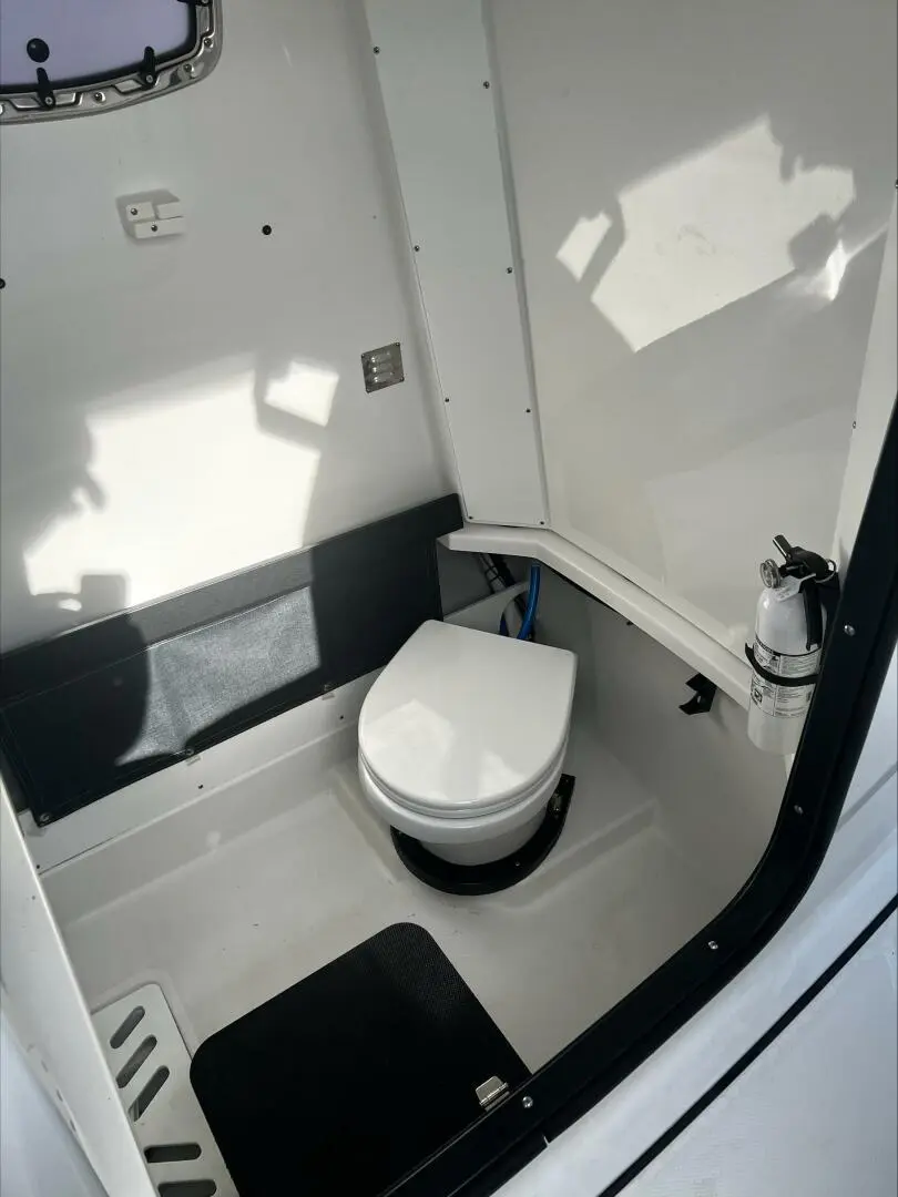 Thumbnail von Blackfin 272 CC