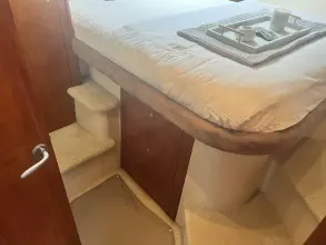 Thumbnail von Cruisers Yachts 390 Coupe Bail Out