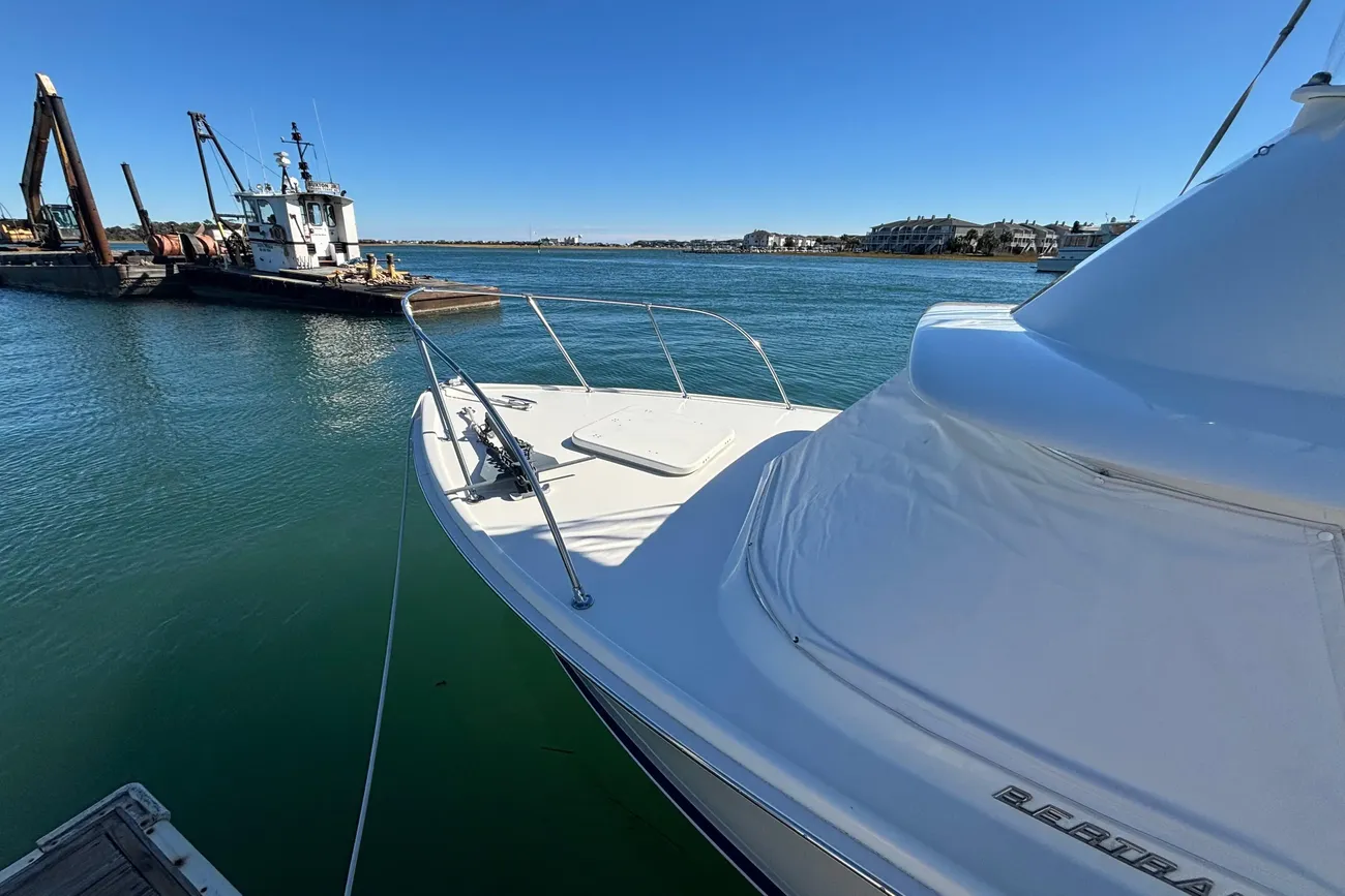 Thumbnail von Bertram 31 Flybridge Cruiser BANDIT