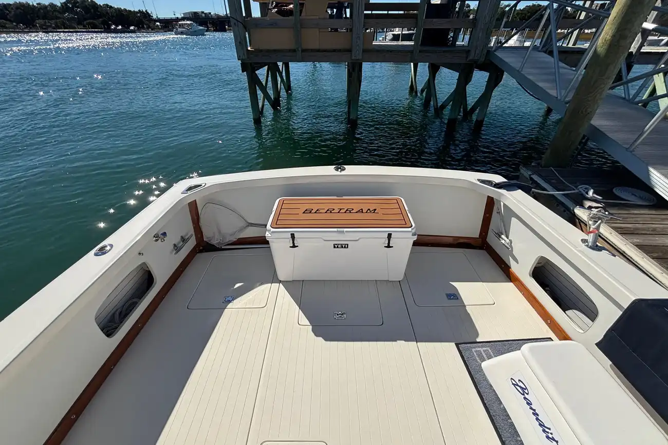 Thumbnail von Bertram 31 Flybridge Cruiser BANDIT