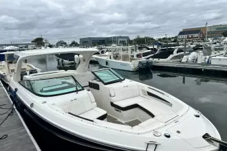 Thumbnail von Sea Ray SLX 310