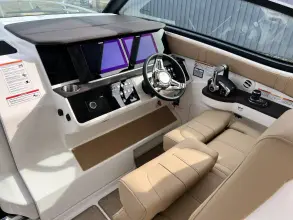 Thumbnail von Sea Ray Sundancer 320