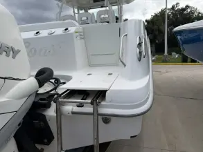 Thumbnail von Boston Whaler 370 Outrage