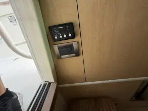 Thumbnail von Boston Whaler 370 Outrage