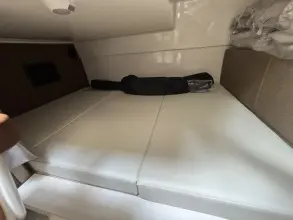 Thumbnail von Boston Whaler 325 Conquest