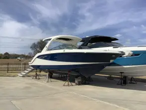 Thumbnail von Sea Ray SLX 310