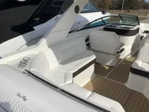 Thumbnail von Sea Ray SLX 310