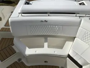 Thumbnail von Sea Ray SLX 310