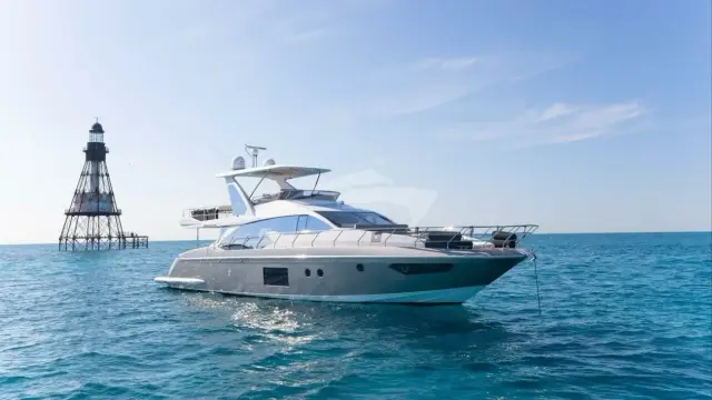 Azimut 66