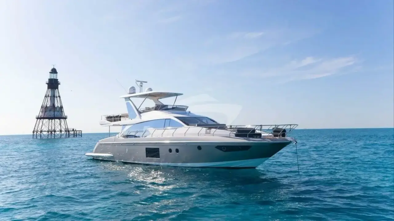 Azimut 66