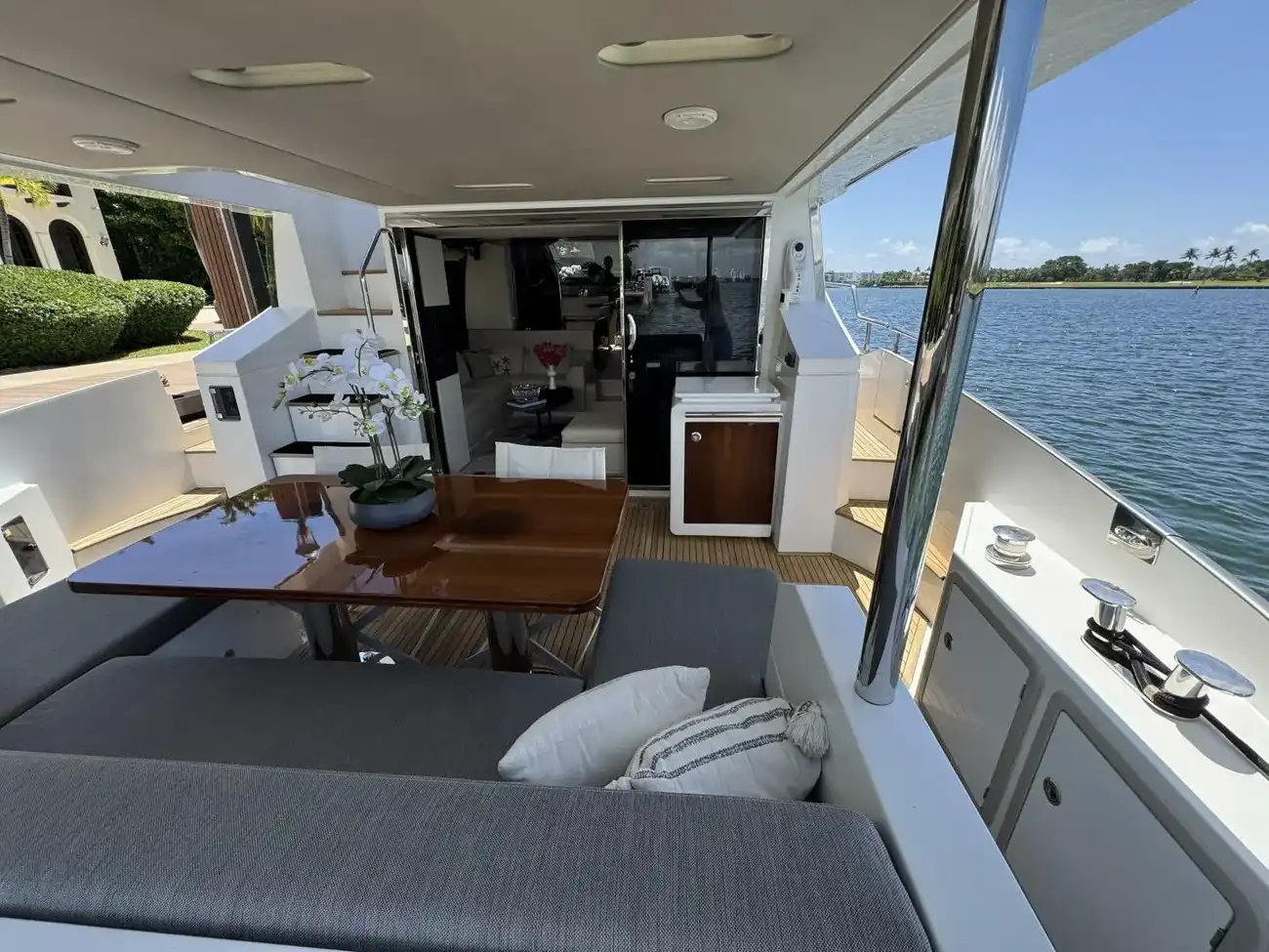 Thumbnail von Azimut 66