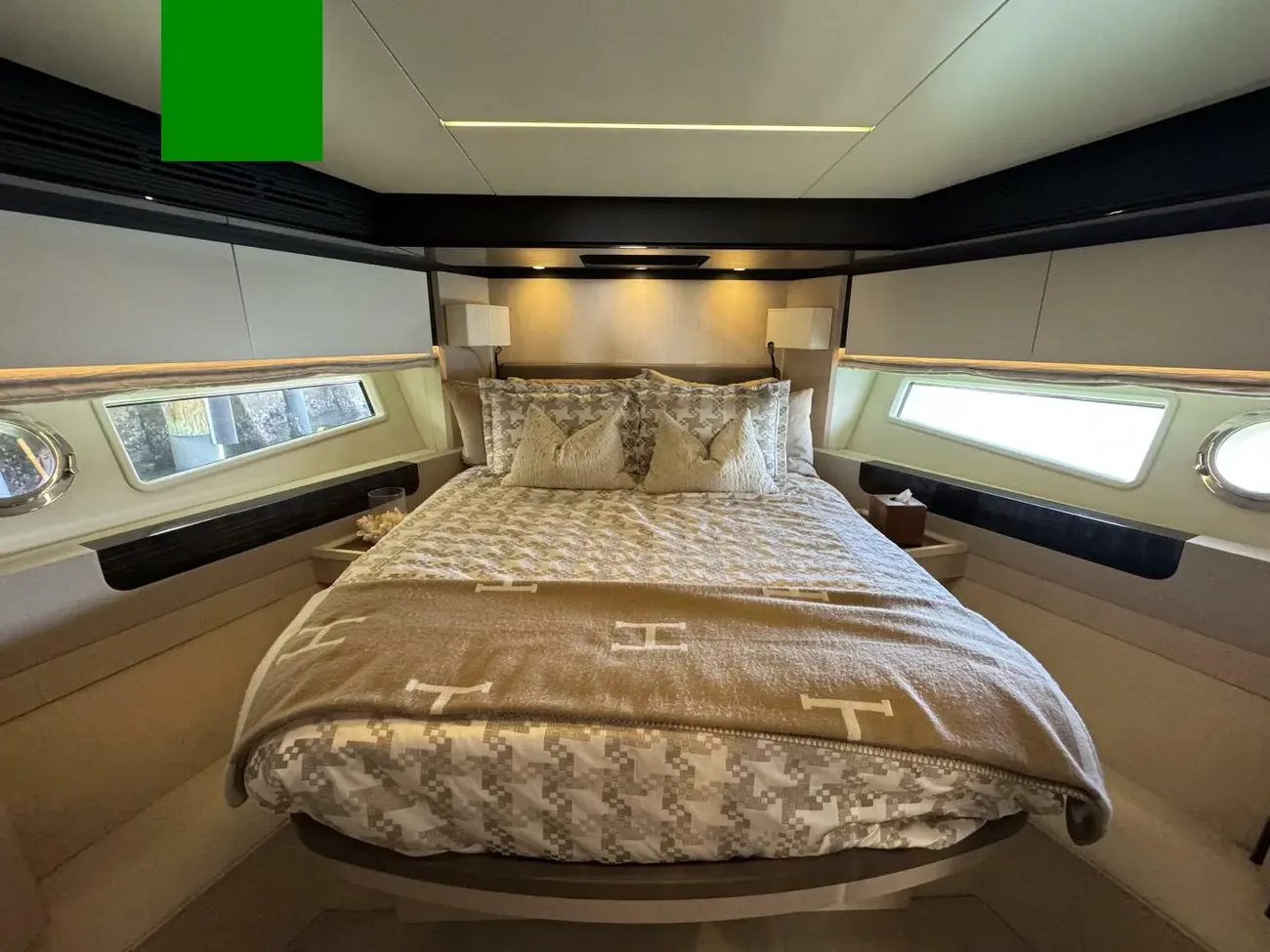 Thumbnail von Azimut 66