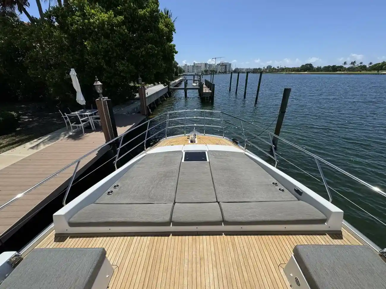 Thumbnail von Azimut 66