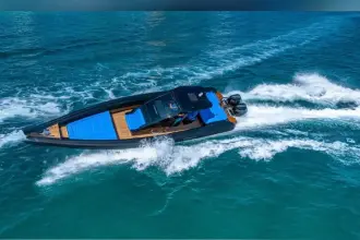 Thumbnail von Technohull 38 Grand Sport