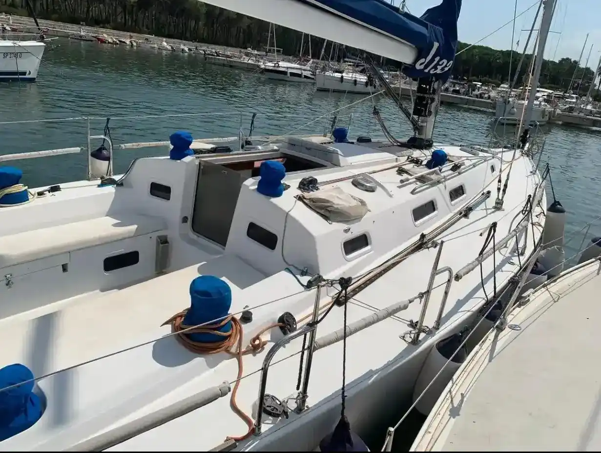 J Boats J133 JUNO