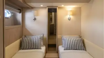 Thumbnail von Princess F62 1745