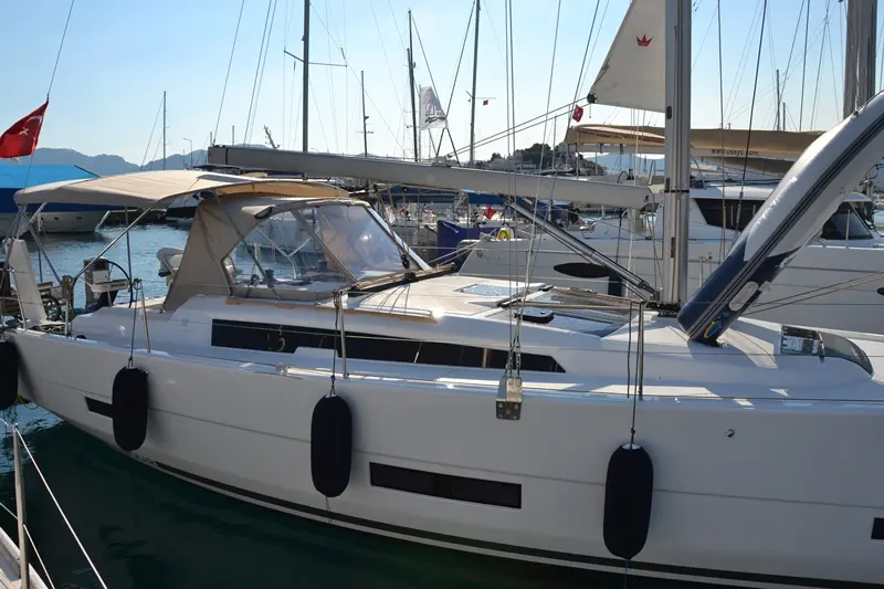 Thumbnail von Dufour 390 Grand Large Cordelia