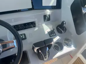 Thumbnail von Jeanneau Cap Camarat 9.0 CC Jeanneau Cap Camarat 9.0CC S2 nieuw model!