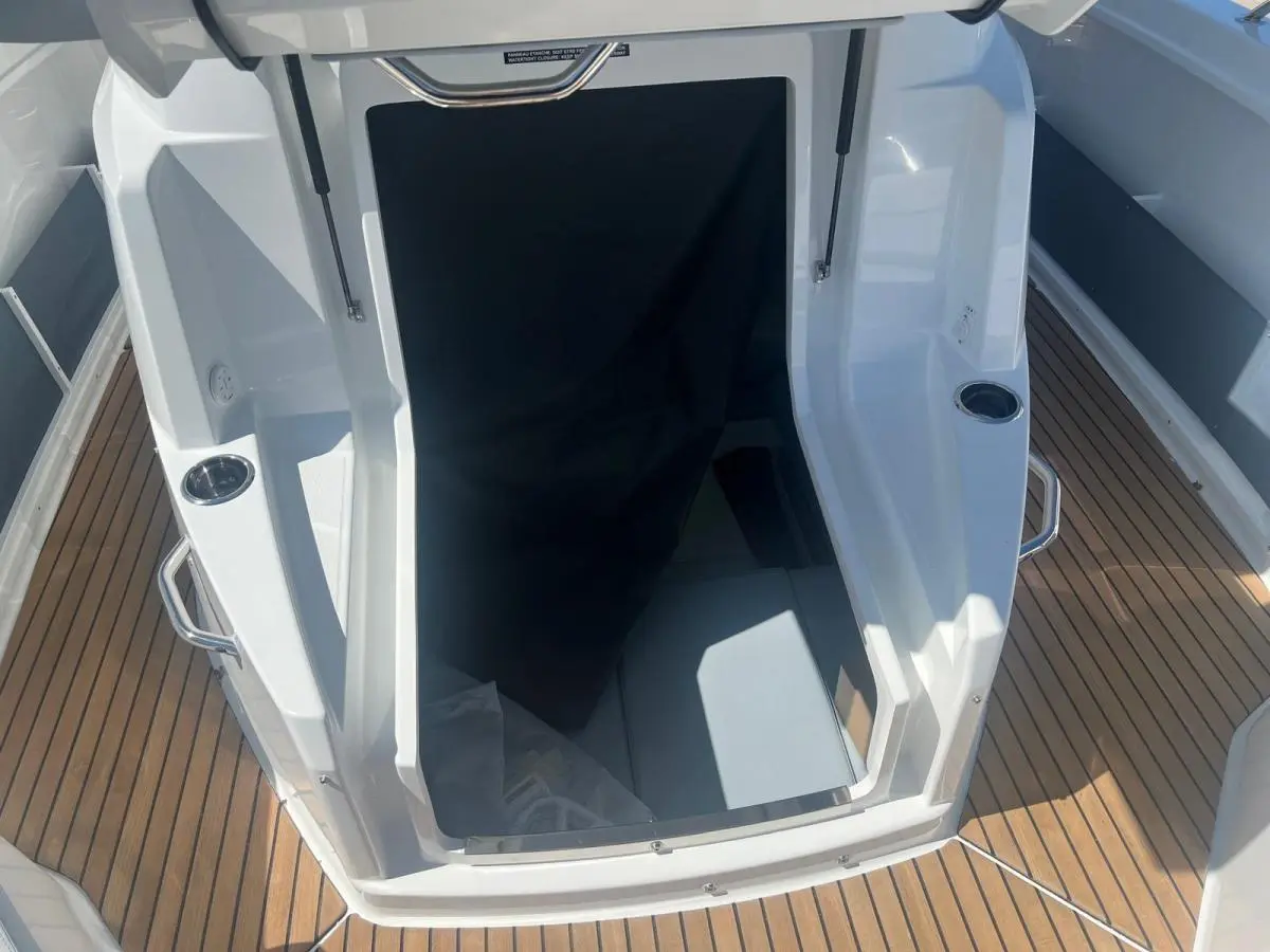 Thumbnail von Jeanneau Cap Camarat 9.0 CC Jeanneau Cap Camarat 9.0CC S2 nieuw model!