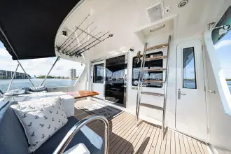 Thumbnail von Cheoy Lee 61 LRC LookingGlass