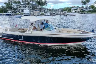 Thumbnail von Chris Craft 30 Calypso