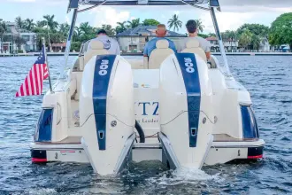 Thumbnail von Chris Craft 30 Calypso