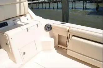 Thumbnail von Grady White Express 330