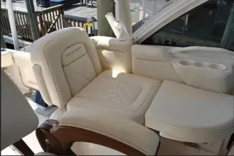 Thumbnail von Grady White Express 330