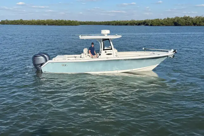 Sea Hunt Gamefish 30 CB
