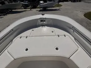 Thumbnail von Boston Whaler 210 Montauk