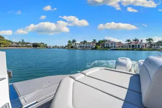 Thumbnail von Sea Ray SLX 400 fuera de borda