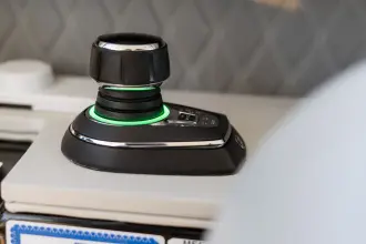 Thumbnail von Sea Ray SLX 400 fuera de borda