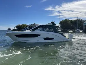 Thumbnail von Sea Ray 370 Sundancer с внешним двигателем