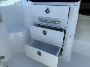 Thumbnail von Boston Whaler 285 Conquest Pilothouse