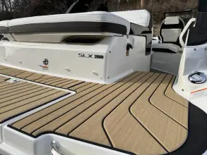 Thumbnail von Sea Ray SLX 260