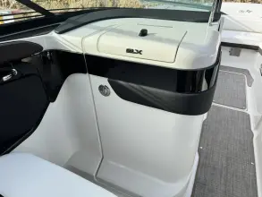 Thumbnail von Sea Ray SLX 260